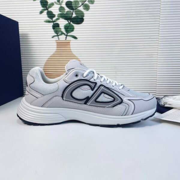 The Dior B30 - Image 4
