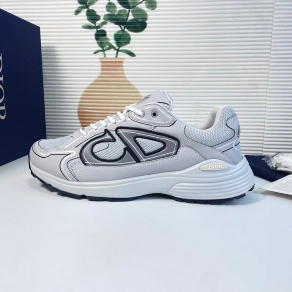 The Dior B30 - Image 2