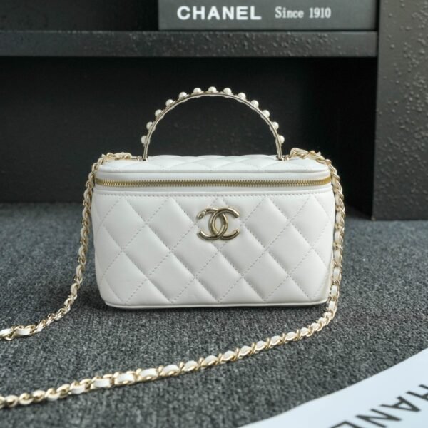 Luxe Pearl Handle Box